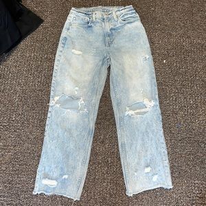 High-rise Vintage Straight Mom Jeans — Size 5